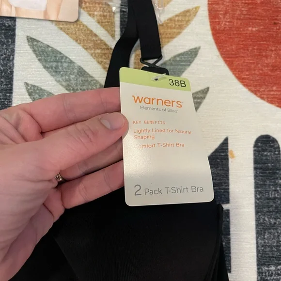 Warner's Black and White Comfort Bra 2Pack - Picture 5 of 9